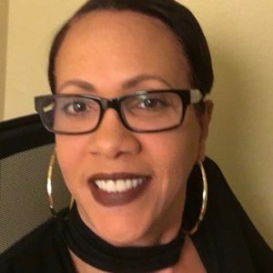Meet your Posher, Teresa